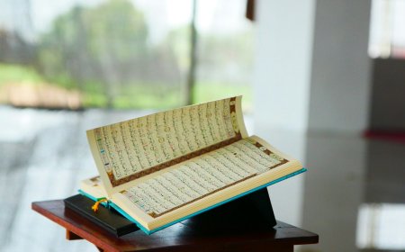 މުސްލިމުންގެ ދުސްމަނުން އަބަދުވެސް ތިބޭނީ ދަނޑިވަޅަށް ބަލާށެވެ.