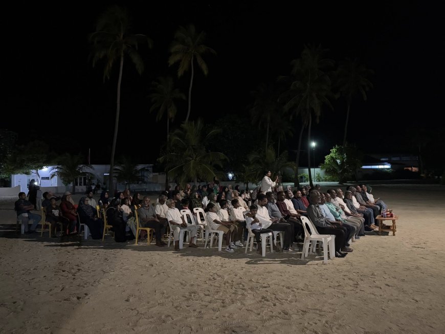 ދަ ހޯކްސްގެ ފަރާތުން ކަމަދޫ ރައްޔިތުންނަށް ދެއްވާ 5 ވަނަ އުމްރާ ދަތުރުގެ  15 ނަސީބުވެރިން ހޮވައިފި