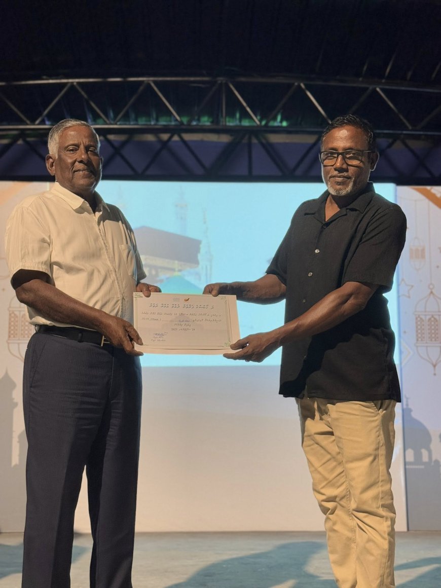ދަ ހޯކްސްގެ ފަރާތުން ކަމަދޫ ރައްޔިތުންނަށް ދެއްވާ 5 ވަނަ އުމްރާ ދަތުރުގެ  15 ނަސީބުވެރިން ހޮވައިފި