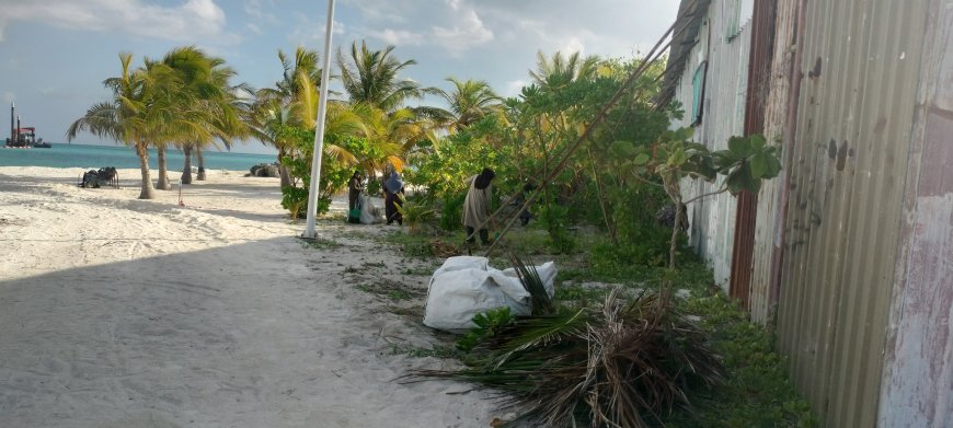 ތުޅާދޫ ގެ އިޖްތިމމާޢީ ސަރަޙައްދު ސާފުކުރައްވާ މުޥައްޒިފުންނަށް ހެޔޮބަދަލެއް އަންނާނެ - ރައީސް